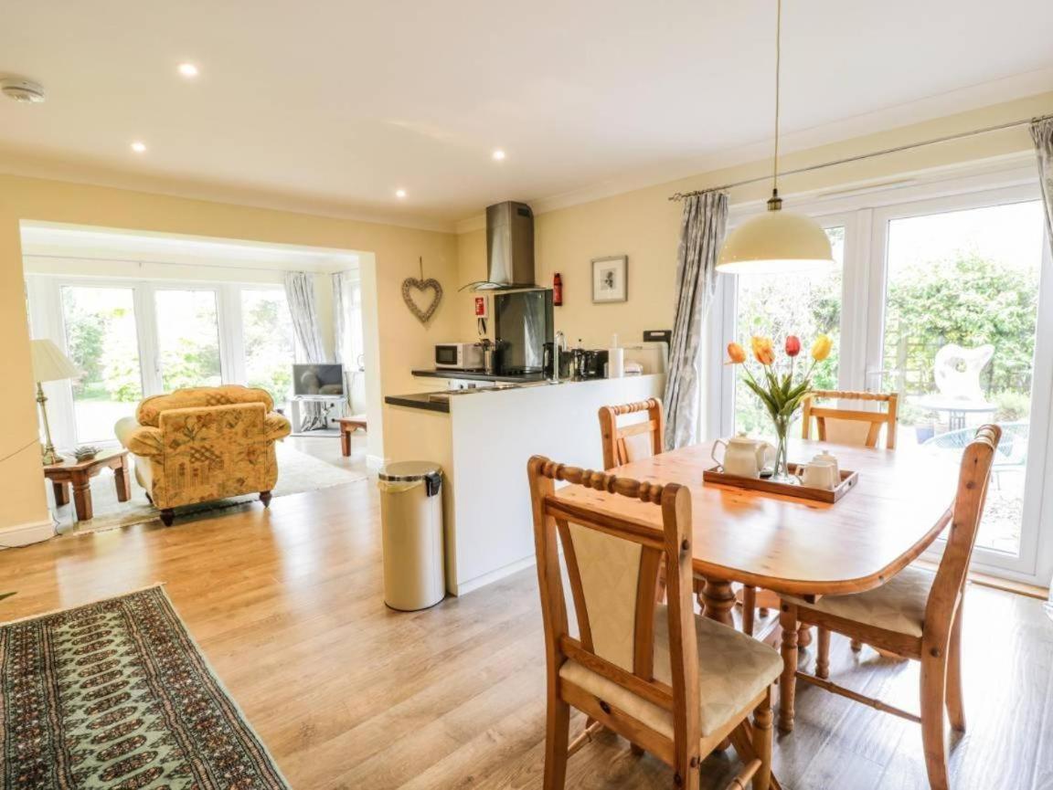 Abbeyside Holiday home *